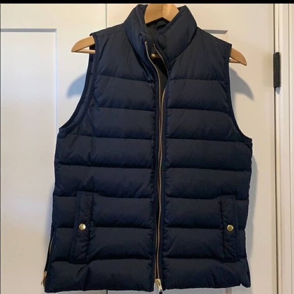 J CREW Navy Puffer Vest - Picture 5 of 9